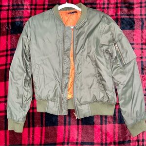 OLIVE GREEN BOMBER JACKET